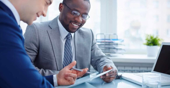 External assessor and covered entity discuss HITRUST assessment remediation.